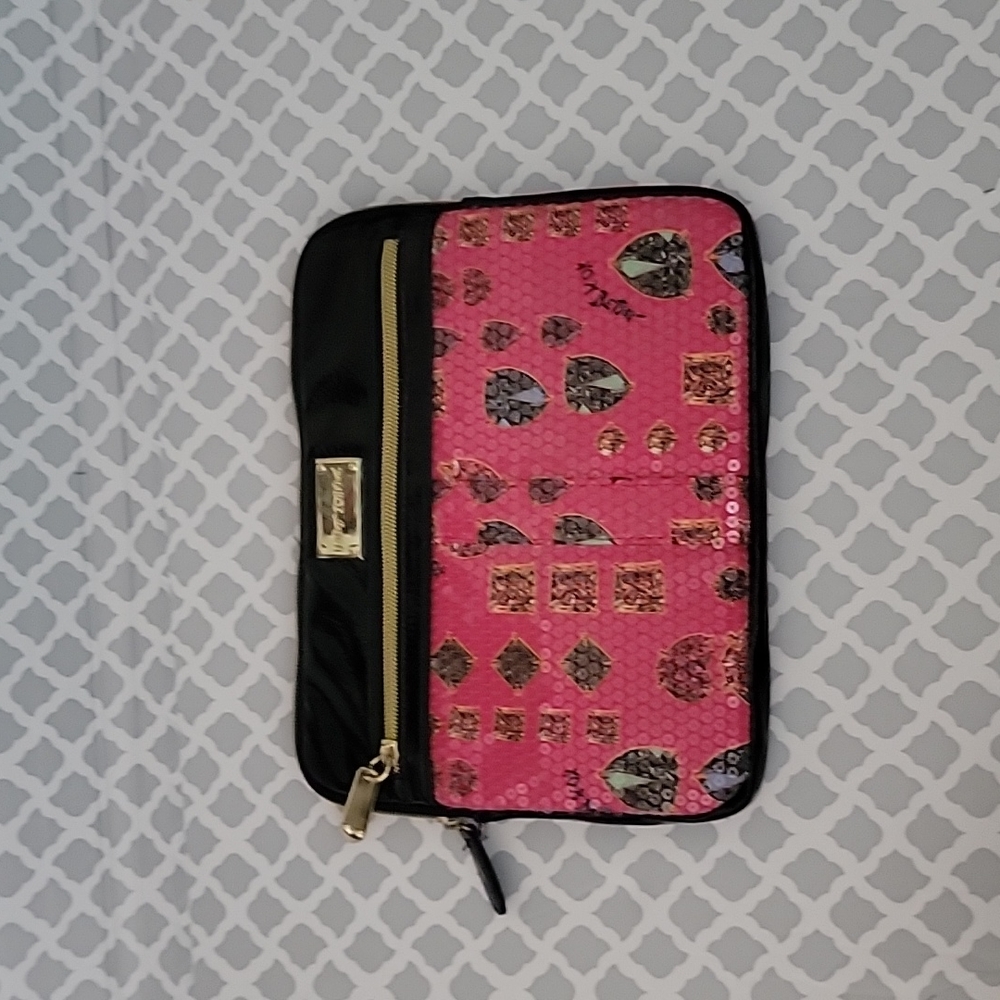 Tablet case